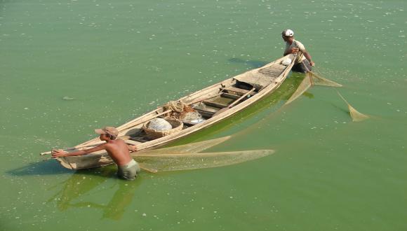 תערוכת צילום: "עולם ועמלו"   